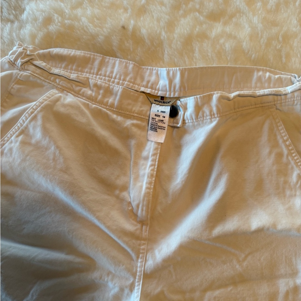 Woolrich Light Tan Shorts 7” inseam